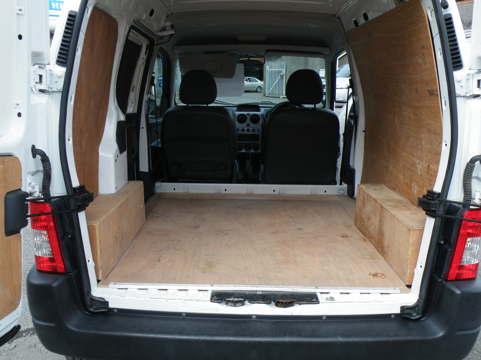 Howie David Commercials Commercial Vehicle Sales, Hire & Repair